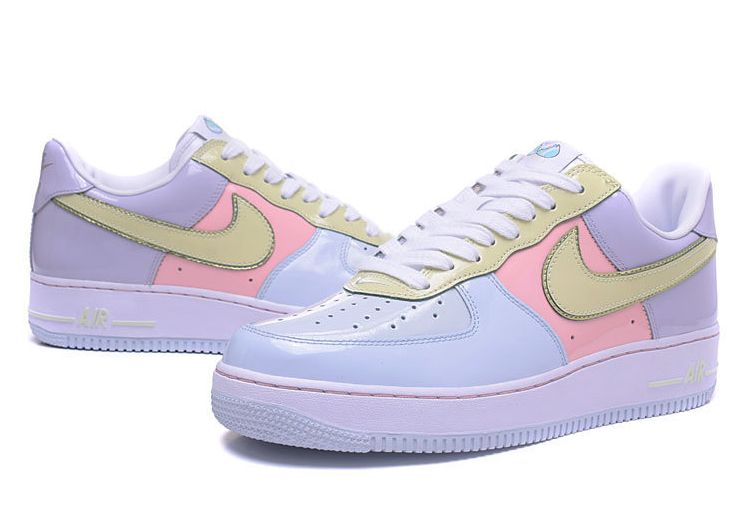 nike wmns air force 1 easter