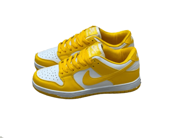 Nike SB Dunk Low Pro желтые с белым кожа-нубук женские (35-40)