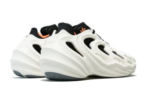 Adidas adiFOM Q "Wonder White/Core Black" белые с черным мужские-женские (40-44)